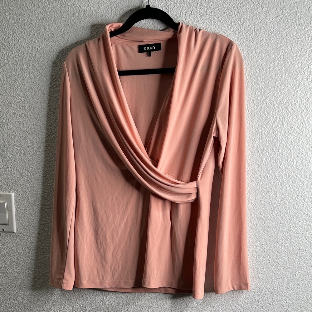 DKNY Women's Blush Drape Neck Blouse size L